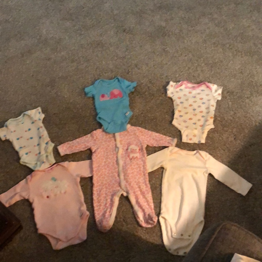 One Sleeper 2 long sleeve body suite and 3 onesies